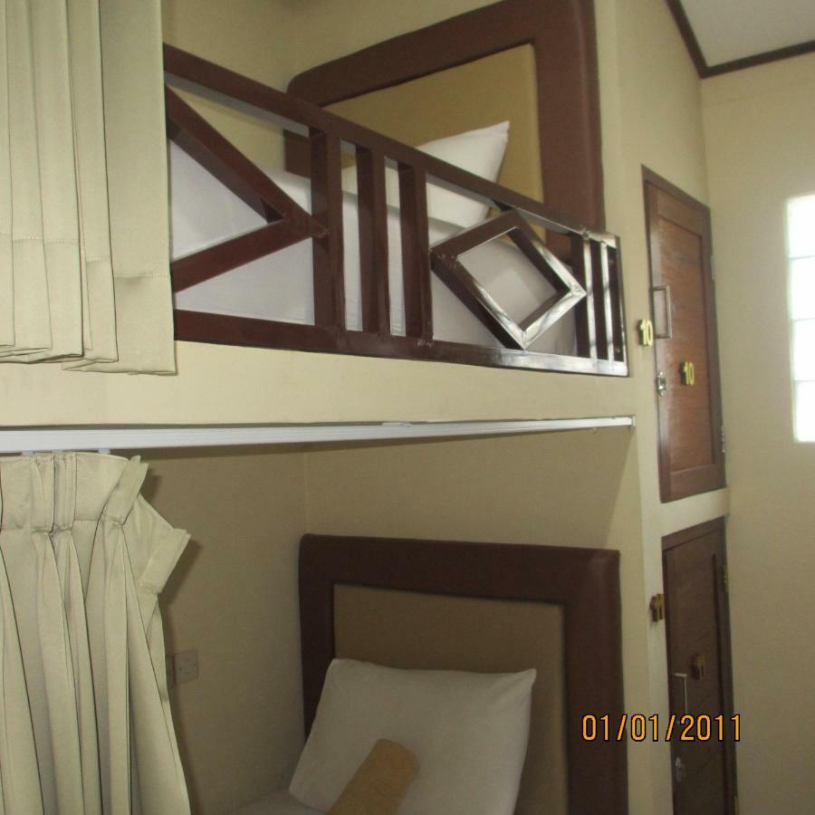 Pondok Aldi Hostel Amed Esterno foto